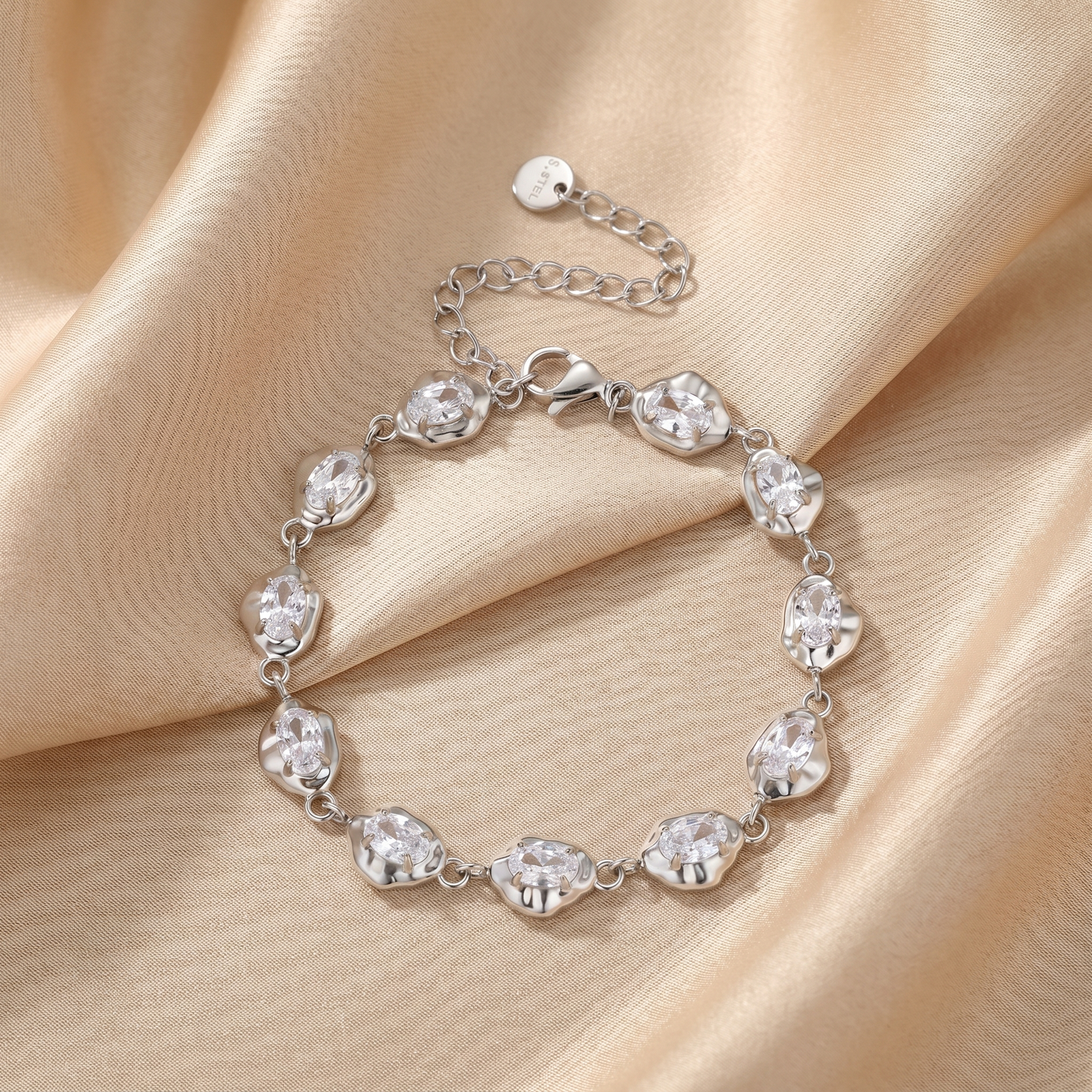 Crystal Link Bracelet in Gold & Silver | Elegant Stone Chain Design