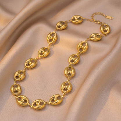 Luxury Sculpted Link Necklace in Gold | Elegant Modern Statement Chain