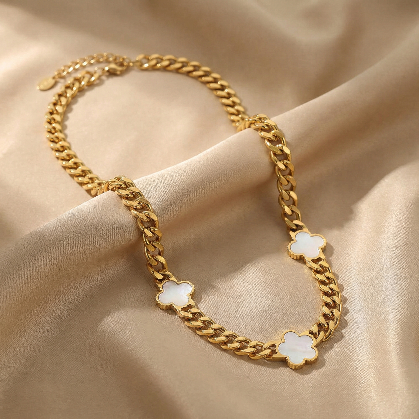 Clover Chain Necklace in Gold | Elegant Statement Design
