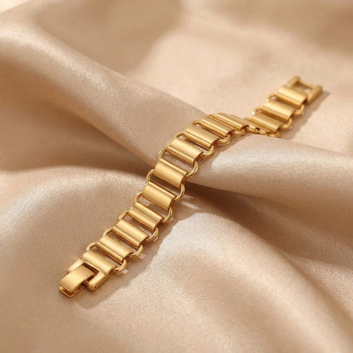 Luxury Sculpted Link Bracelet in Gold or Silver | Modern Geometric Statement Bracelet