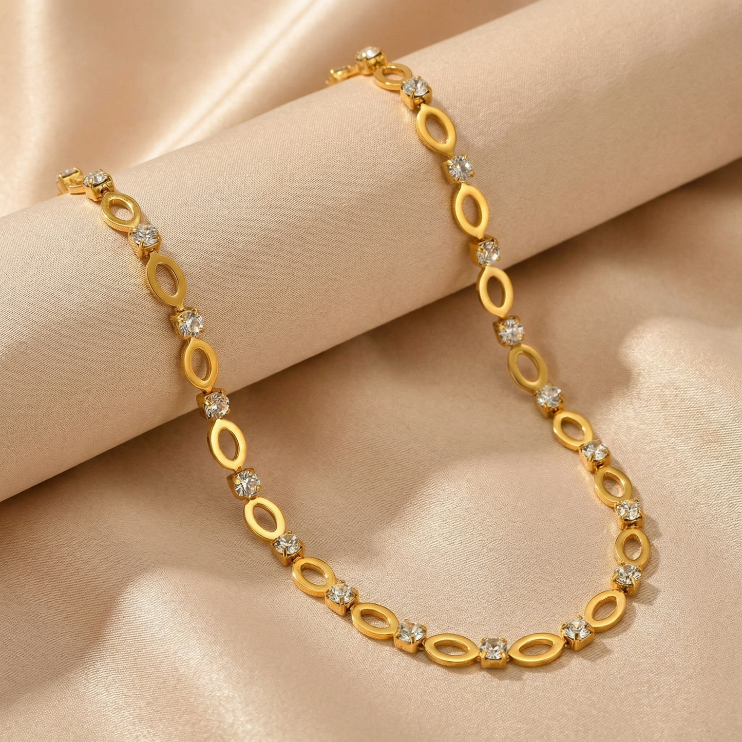 Elegant Crystal Link Necklace in Gold | Refined Adjustable Chain for Timeless Chic Style