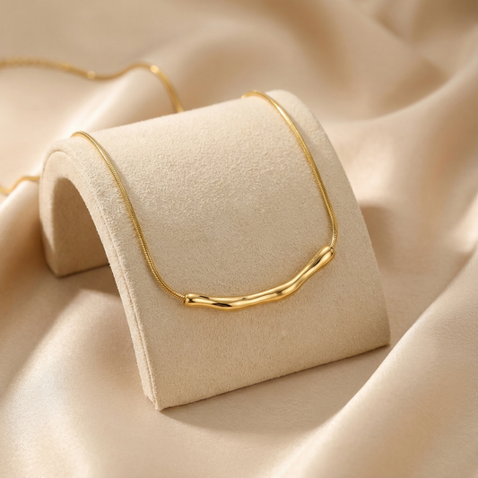 Gold Silver Sculpted Pendant Necklace for Women | Minimal Organic Chain Design | Modern Fashion Jewelry