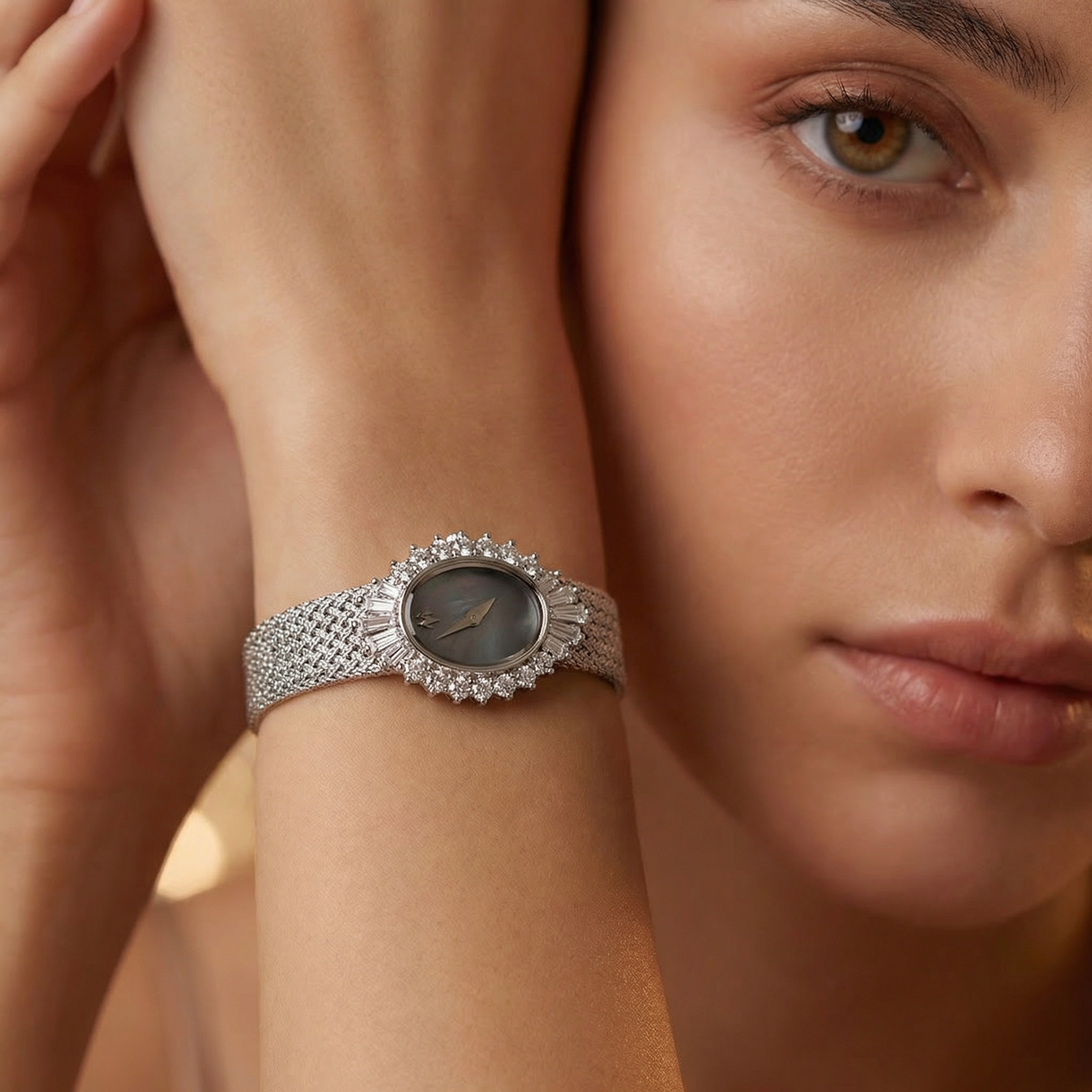 Luxury Oval Crystal Halo Bracelet Watch with Mesh Band | Elegant Vintage-Inspired Women’s Timepiece in Gold & Silver