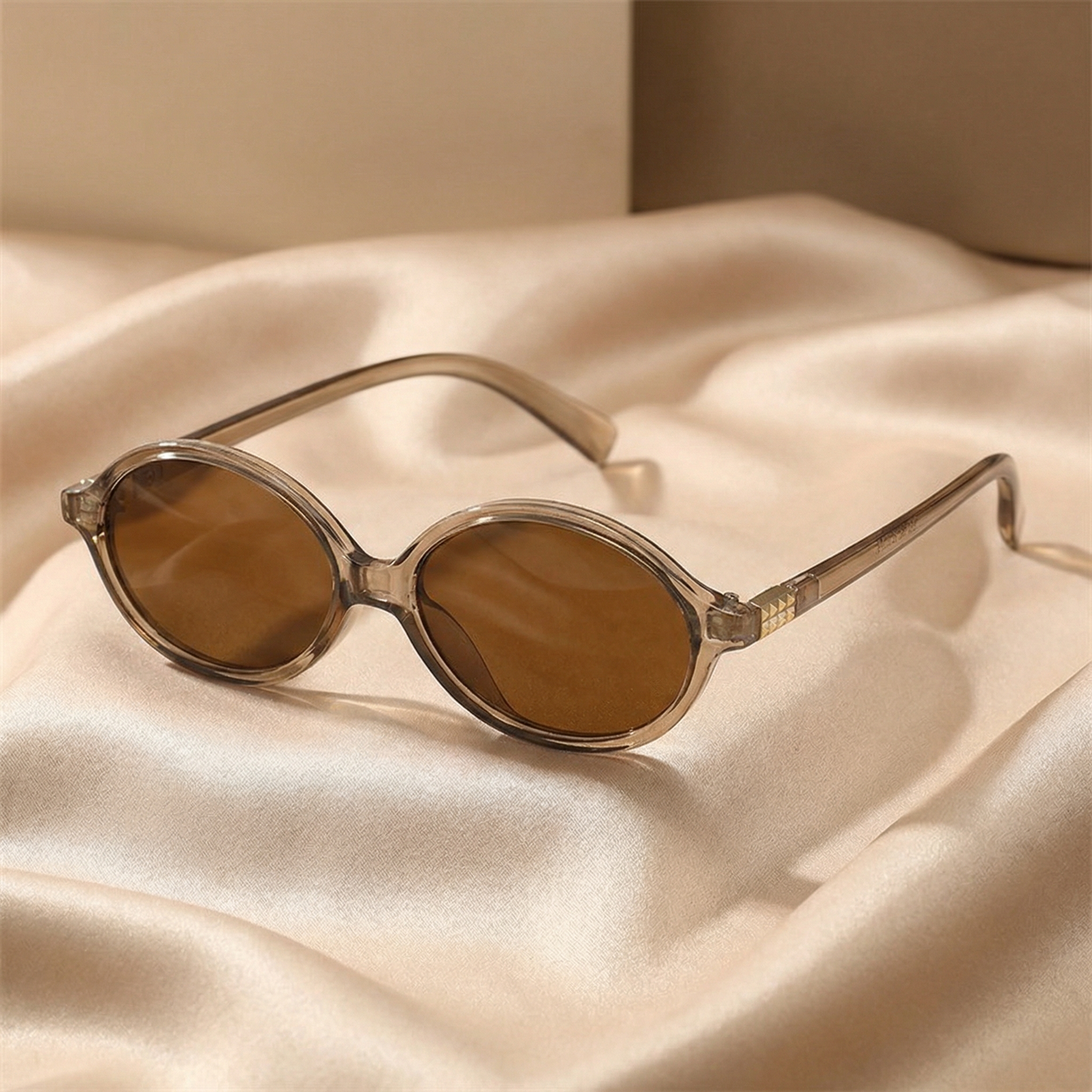Luxury Oval Statement Sunglasses in Transparent Brown & Clear Grey | Elegant Retro Eyewear with Tinted Lenses