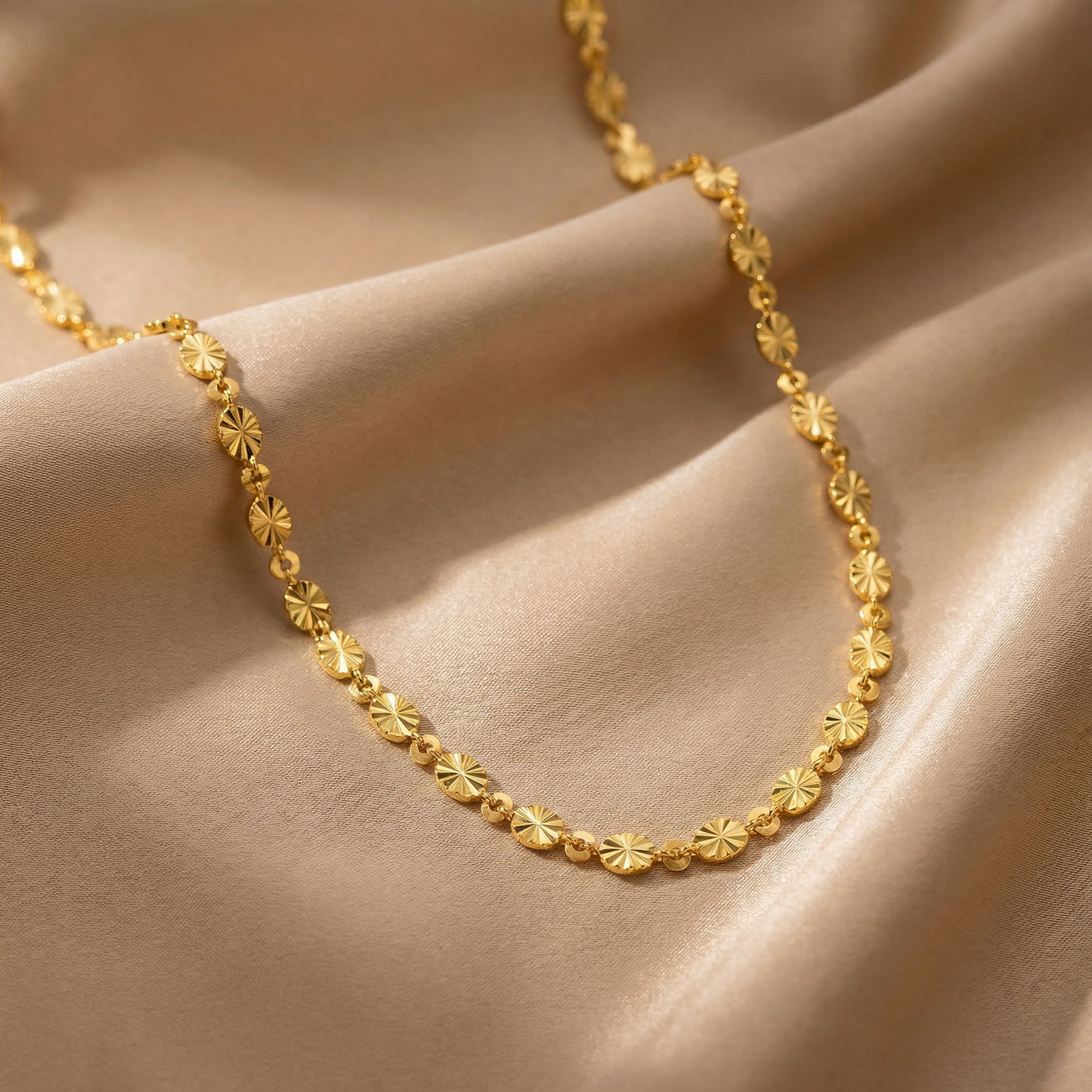Minimalist Disc Chain Necklace in Gold | Subtle Textured Shine Design
