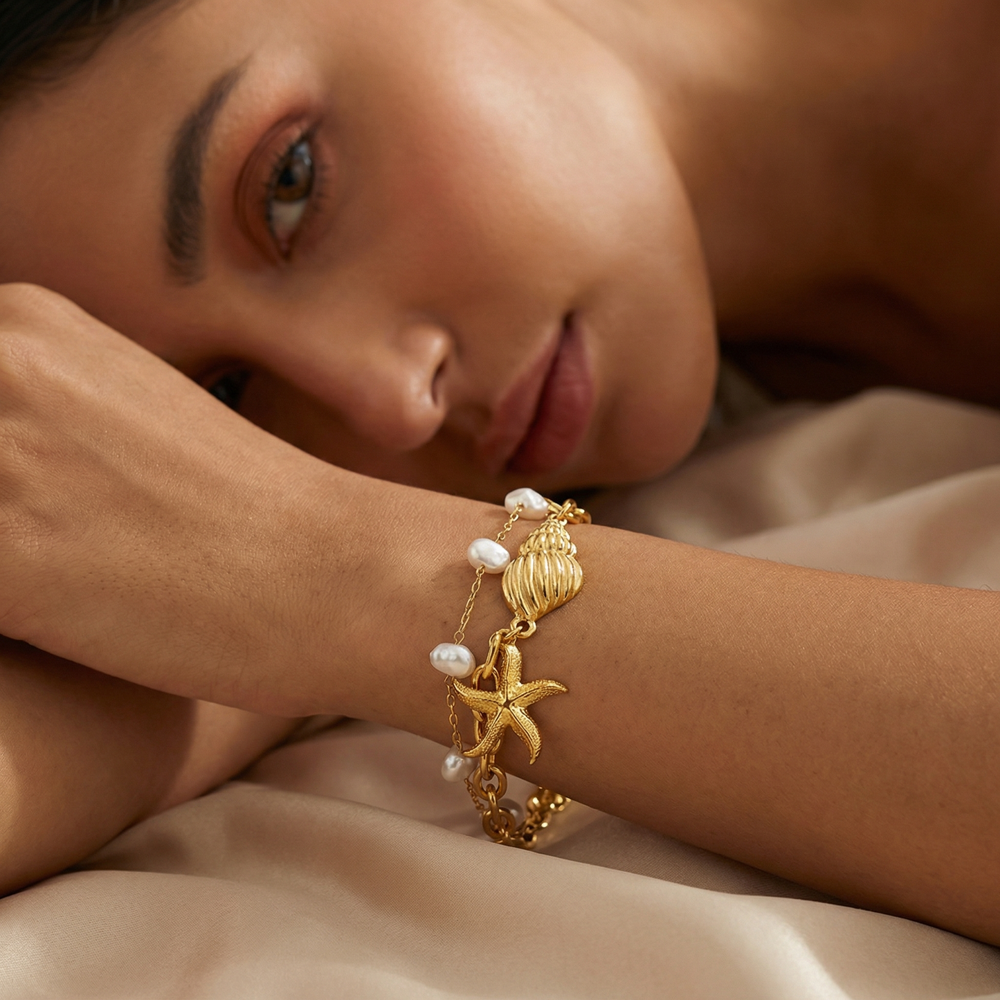 Elegant Coastal Charm Bracelet in Gold | Adjustable Pearl & Shell Chain Bracelet for Summer Style