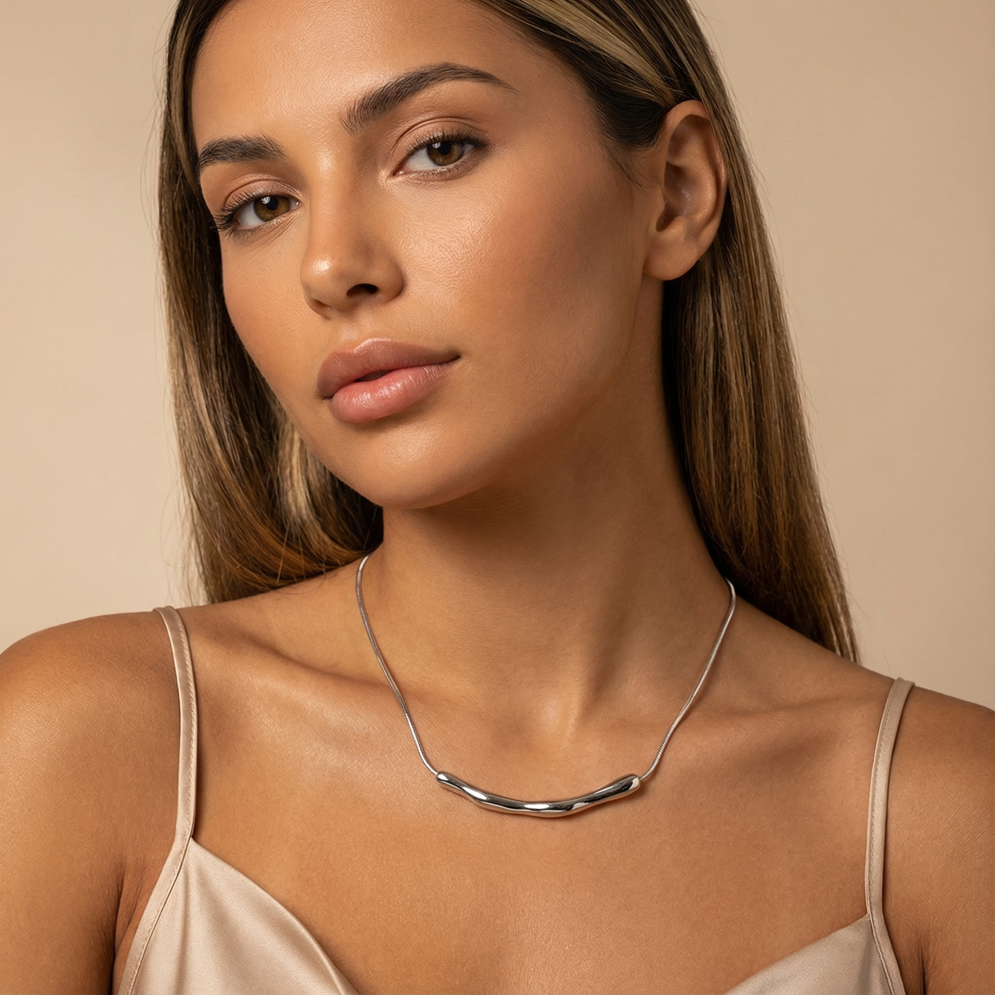 Gold Silver Sculpted Pendant Necklace for Women | Minimal Organic Chain Design | Modern Fashion Jewelry
