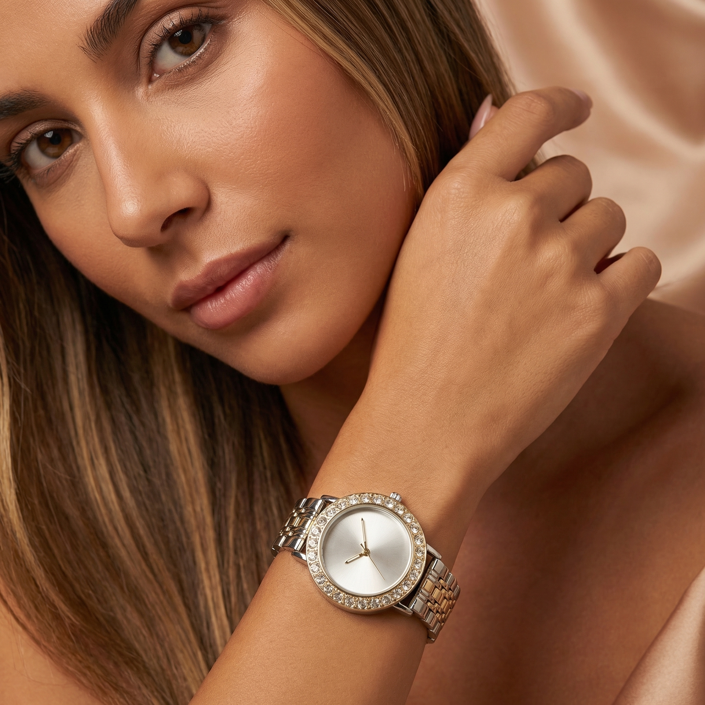 Luxury Crystal Bezel Bracelet Watch in Gold, Silver & Rose Gold | Elegant Minimal Dial Statement Timepiece