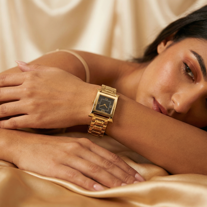 Luxury Square Gold Bracelet Watch with Minimal Dial | Elegant Vintage-Inspired Statement Timepiece in Black, White &amp; Champagne