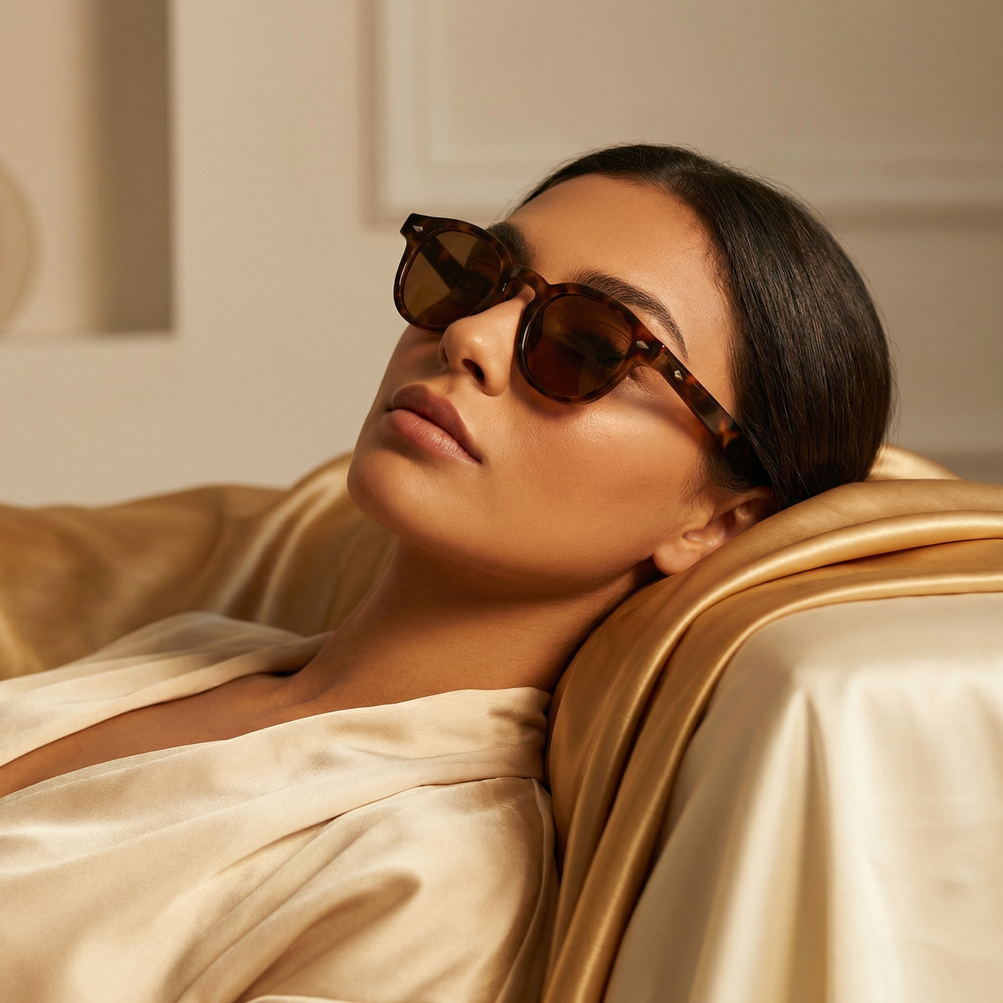 Classic Tortoise Round Sunglasses | Timeless Frame with Blue, Green or Brown Lenses