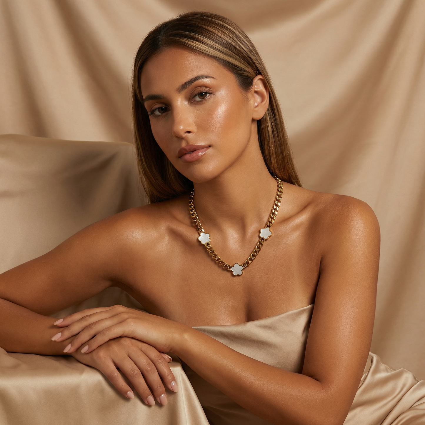 Clover Chain Necklace in Gold | Elegant Statement Design