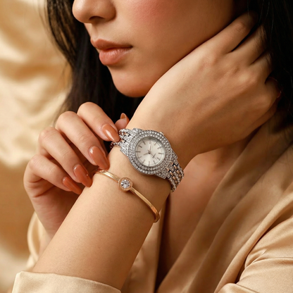 Elegant Crystal Bracelet Watch in Gold, Rose Gold & Silver | Timeless Quartz Watch with Sparkling Details for Everyday & Evening Style