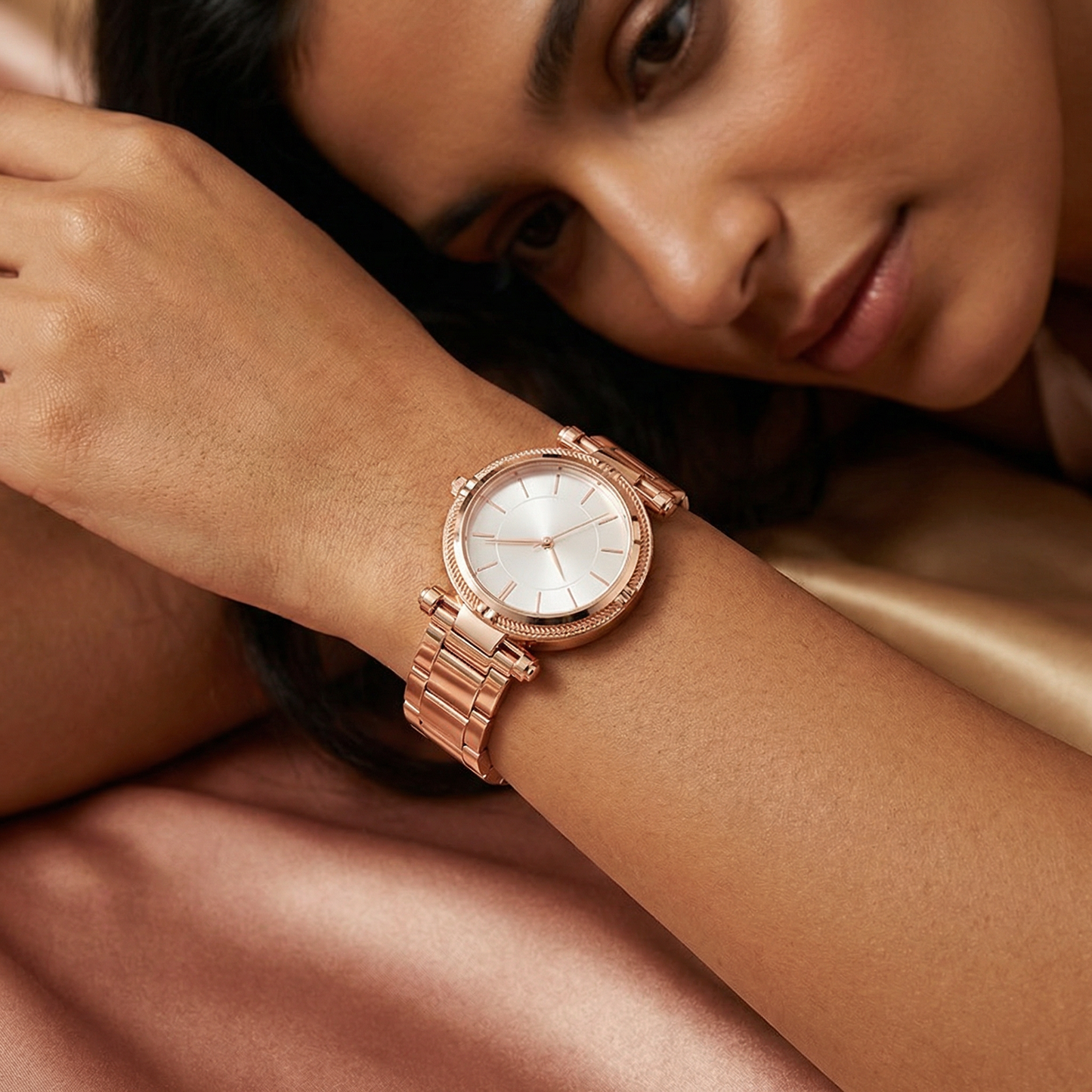 Luxury Rose Gold Bracelet Watch with Textured Bezel | Elegant Minimalist Women’s Timepiece in Black & White