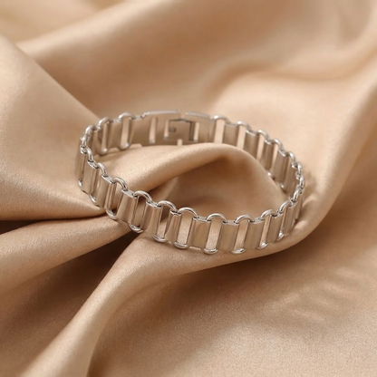 Luxury Sculpted Link Bracelet in Gold or Silver | Modern Geometric Statement Bracelet