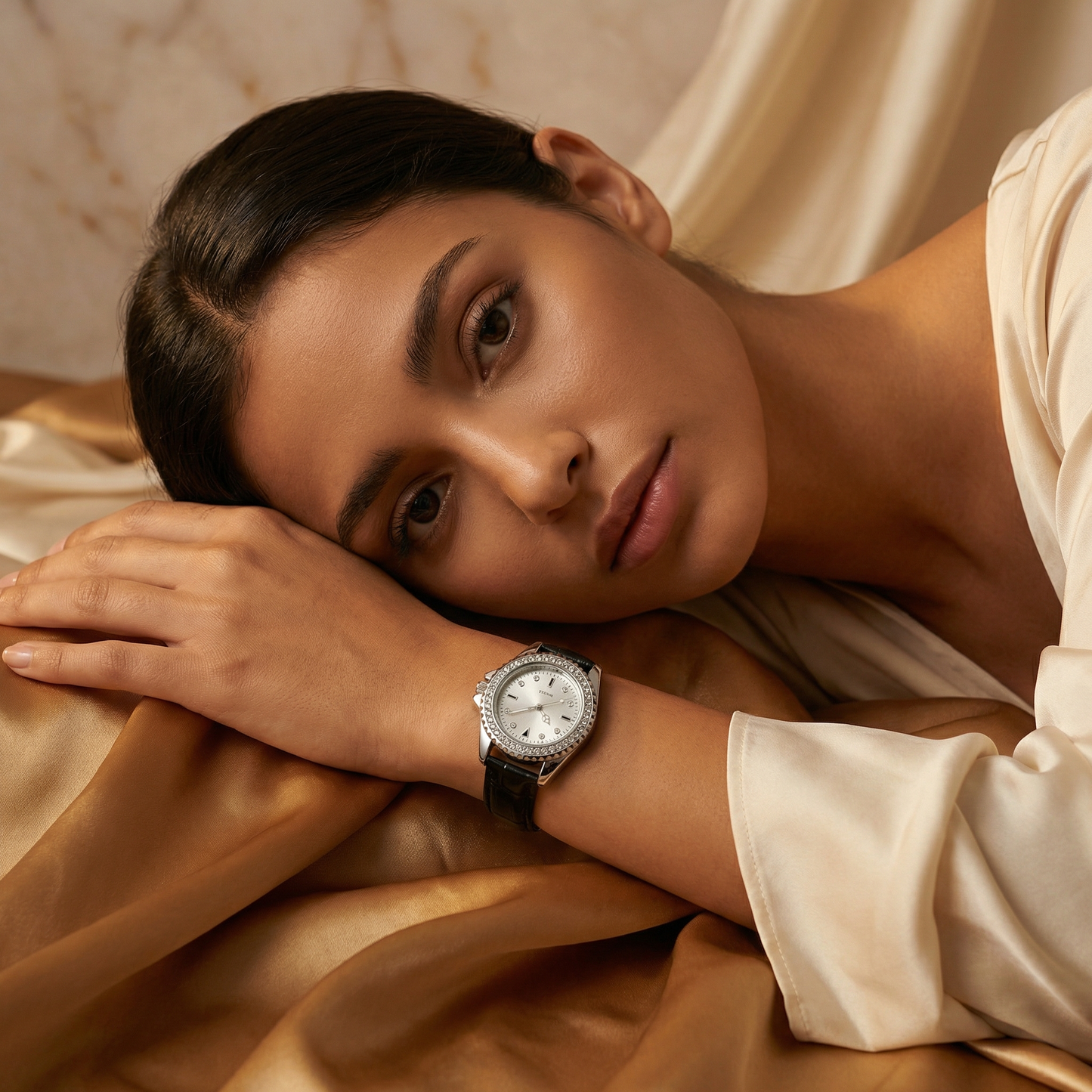 Crystal Bezel Watch with Colored Dial and Croc-Texture Strap | Elegant Silver Case Timepiece